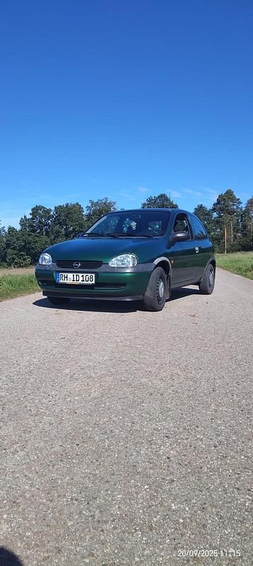 Grün Gebraucht 1997 Opel Corsa Kleinwagen | 1.700 € (Etwas zu teuer) - Bild 1/4