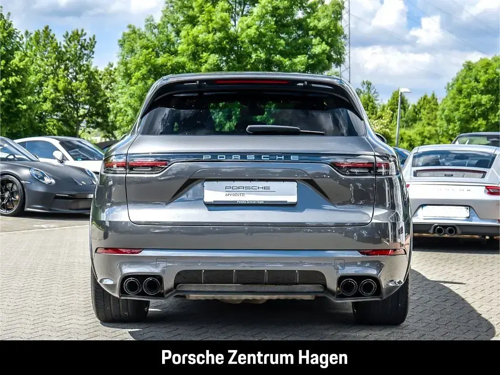 Używany Porsche Cayenne 462 KM (339 kW) 2021 Szary SUV