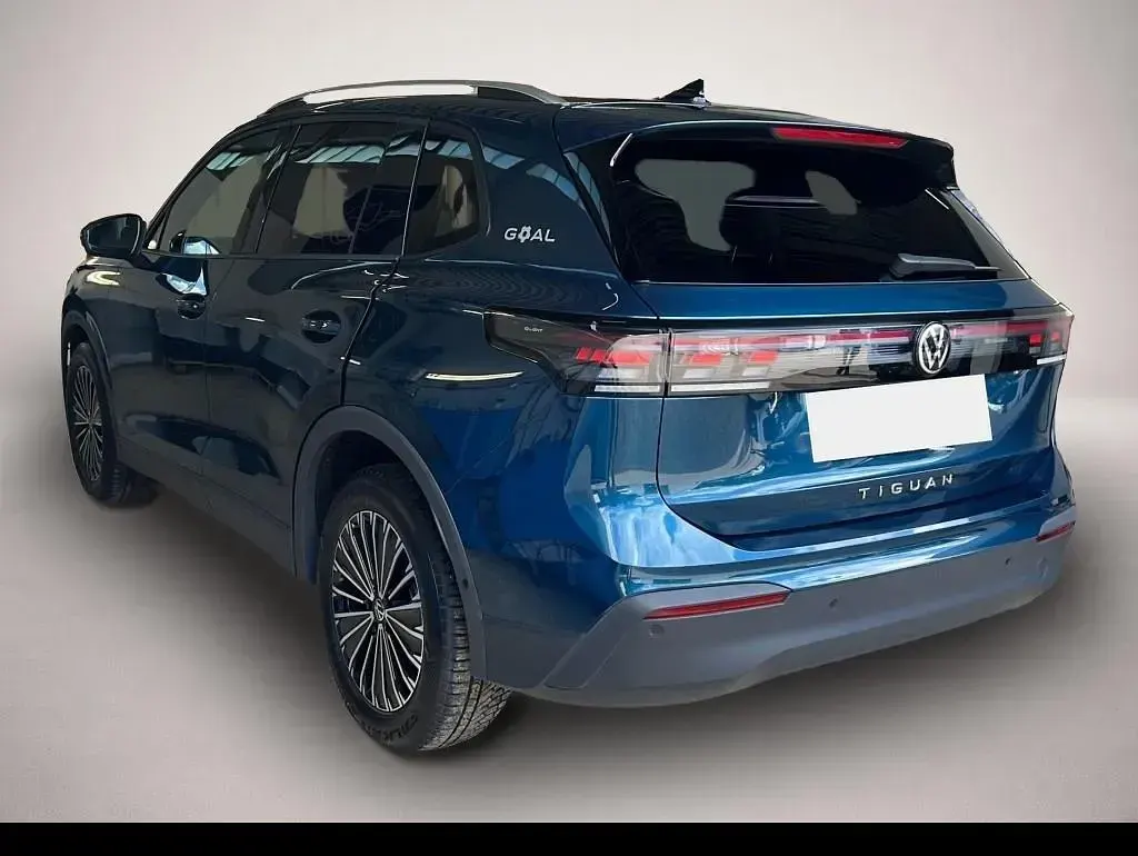 Gebraucht VW Tiguan Goal 150 PS (110 kW) 2025 Manufacturer SUV