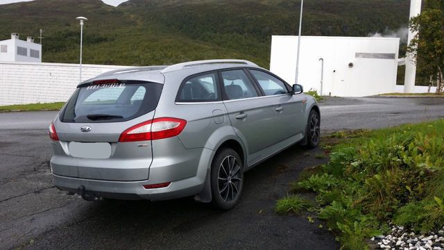 Gebraucht Ford Mondeo Titanium 116 PS (85 kW) 2008 Blau metallic Kombi