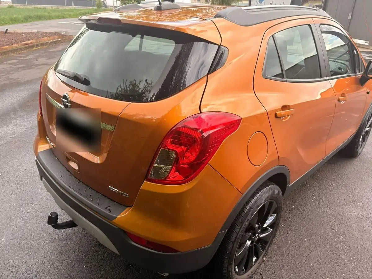 Używany Opel Mokka X 140 KM (102 kW) 2018 Pomarańczowy SUV