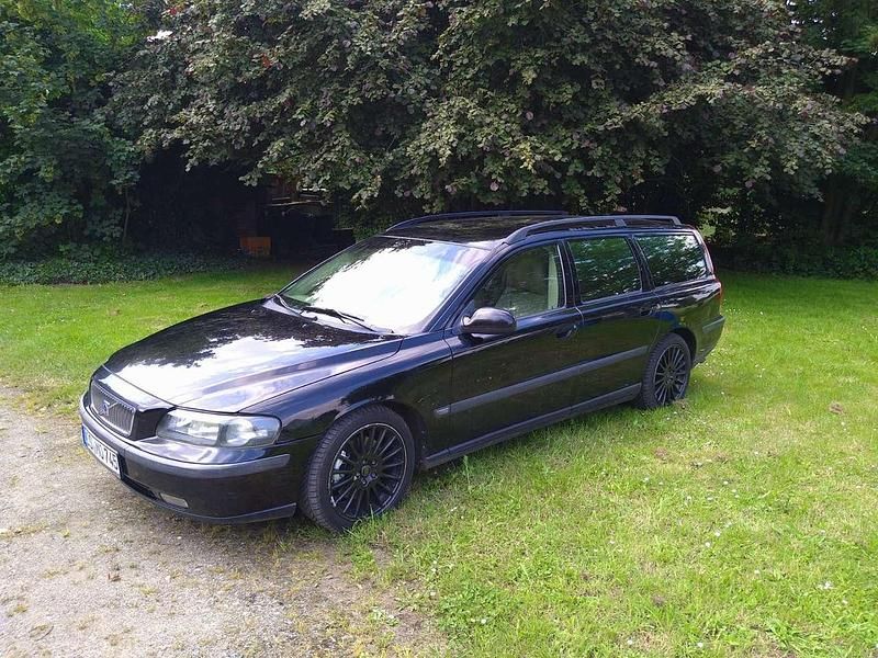 Gebraucht 2001 Volvo V70 Kombi | 750 € (Superpreis) - Bild 1/4