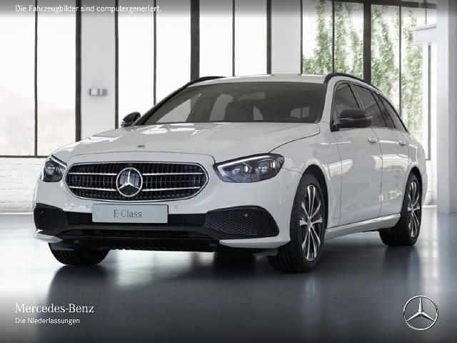 Weiß Gebraucht 2023 Mercedes E300 Kombi | 45.990 € (Fairer Preis) - Bild 1/4