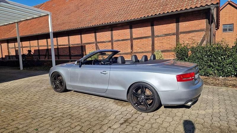 Gebraucht Audi A5 Cabriolet 211 PS (155 kW) 2010 Silber Cabrio