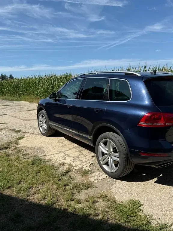 Gebraucht VW Touareg 241 PS (177 kW) 2010 Blau SUV