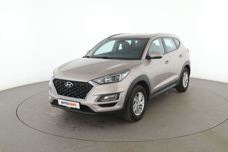 Weiß Gebraucht 2018 Hyundai Tucson Pure SUV | 17.040 € (Guter Preis) - Bild 1/4