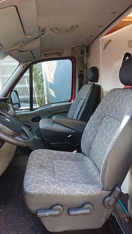 Gebraucht Renault Master 204 PS (150 kW) 2012 Rot Van