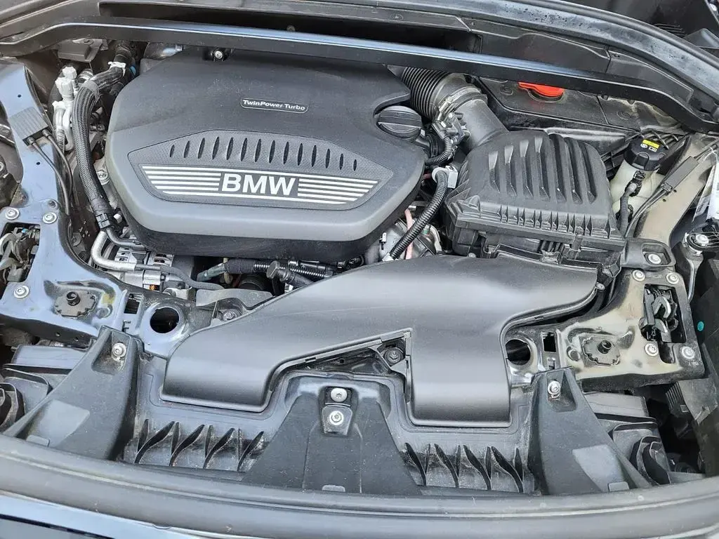 Używany BMW X1 Advantage 150 KM (110 kW) 2021 Szary SUV
