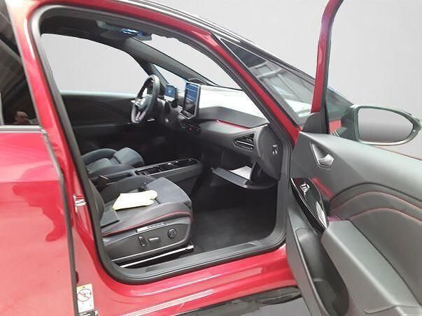 Gebraucht VW ID.3 239 kW (326 PS) 2025 Kings red metallic schwarz (metallic) Kleinwagen