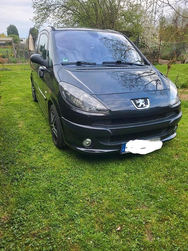 Gebraucht Peugeot 1007 109 PS (80 kW) 2007 Schwarz Van / Kleinbus