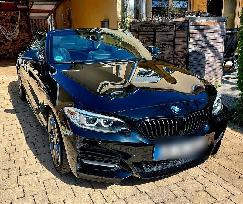 Schwarz Gebraucht 2016 BMW M240 M Sport Cabrio | 28.000 € (Fairer Preis) - Bild 1/4