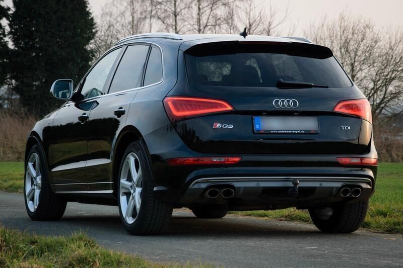 Schwarz Gebraucht 2017 Audi SQ5 Competition SUV | 29.500 € (Etwas zu teuer) - Bild 1/4