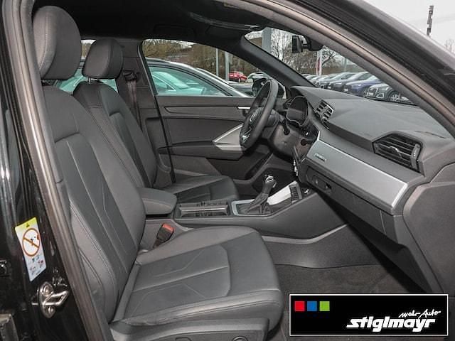 Gebraucht Audi Q3 Sportback Ambiente 190 PS (139 kW) 2025 Mythosschwarz metallic SUV