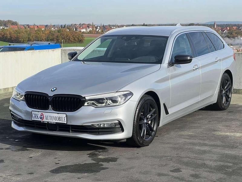 Glaciersilber Gebraucht 2017 BMW 530 Sport Line Kombi | 17.990 € (Fairer Preis) - Bild 1/4