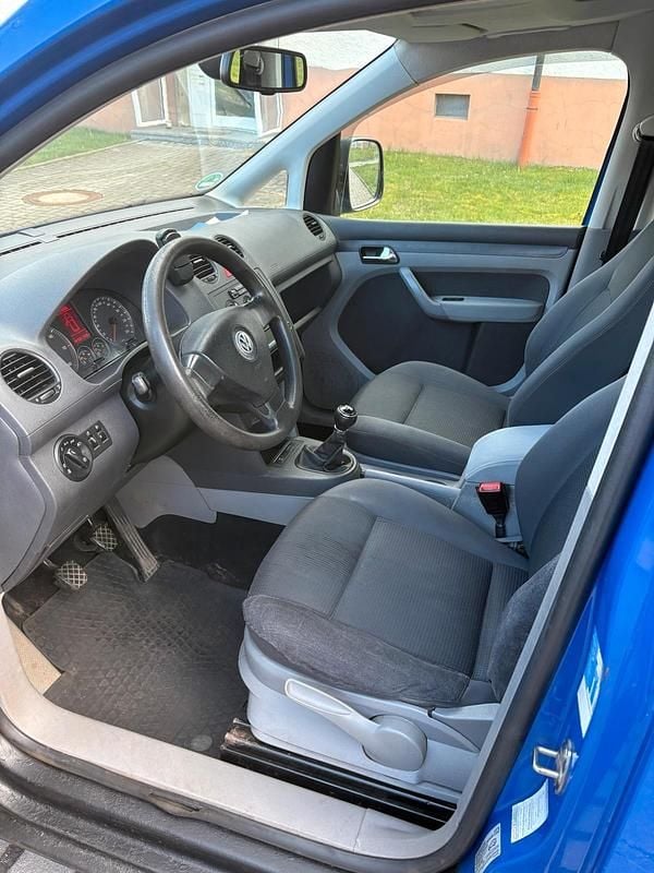 Gebraucht VW Caddy Life 105 PS (77 kW) 2010 Blau Van / Kleinbus