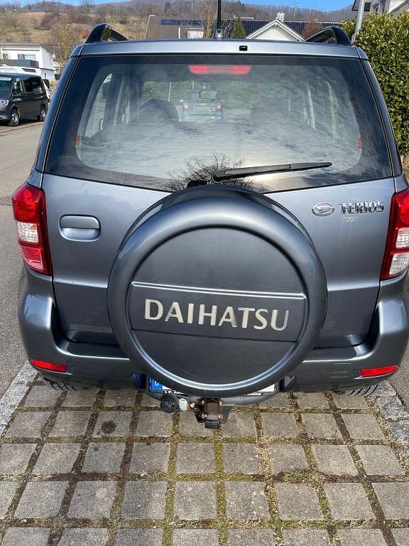 Gebraucht Daihatsu Terios 105 PS (77 kW) 2008 Silber SUV