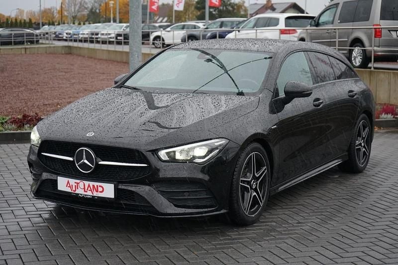 Gebraucht Mercedes CLA180 AMG line 136 PS (100 kW) 2021 Schwarz Limousine
