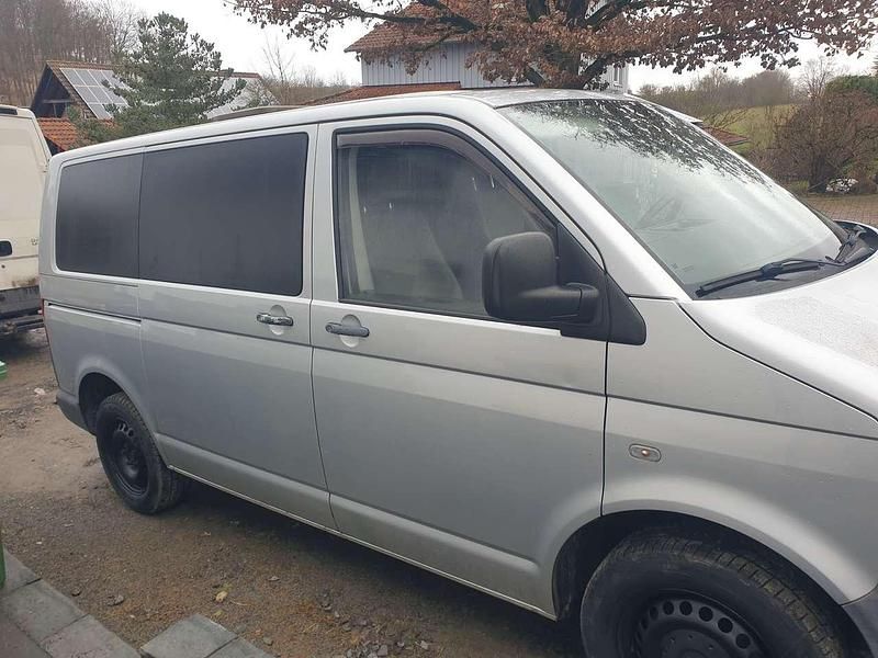 Gebraucht VW T5 Trendline 131 PS (96 kW) 2008 Silber Van