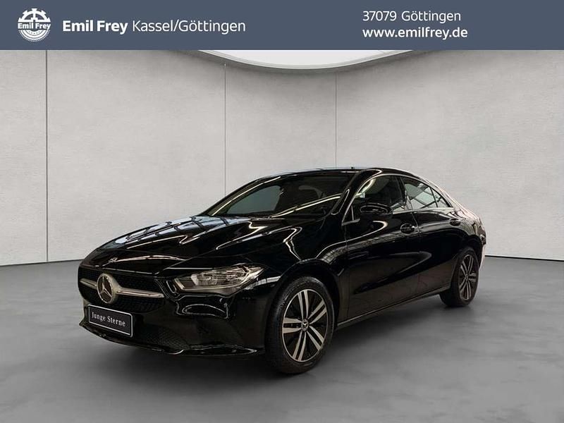 Nachtschwarz Gebraucht 2022 Mercedes 250 Coupé | 27.655 € (Guter Preis) - Bild 1/4