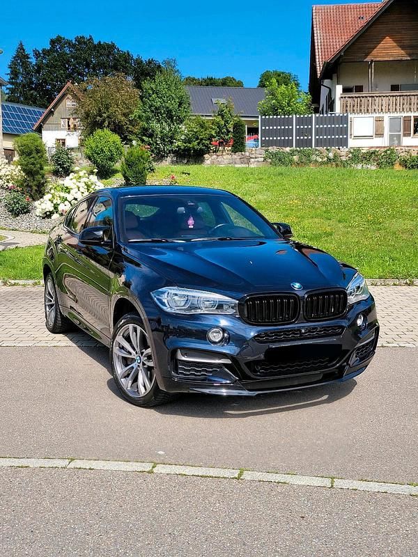 Schwarz Gebraucht 2018 BMW X6 M50 Comfort Edition SUV | 46.000 € (Teuer) - Bild 1/4