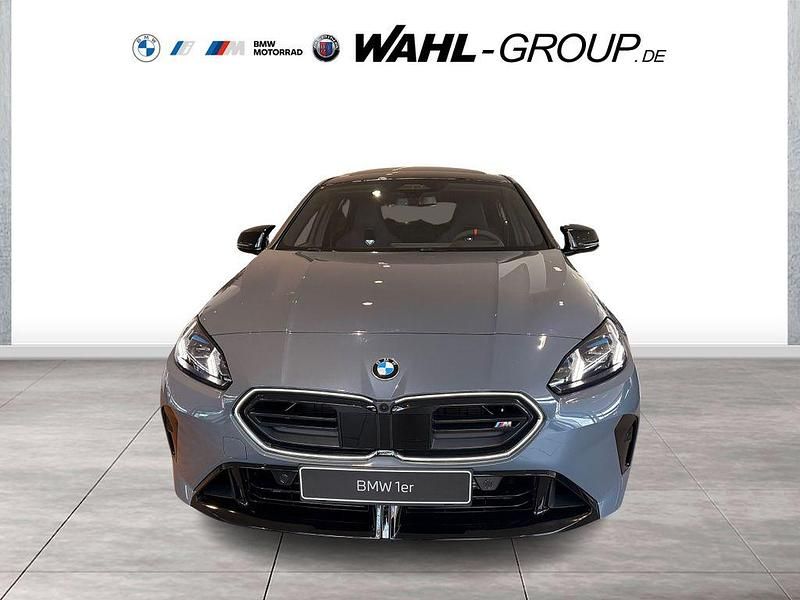 Neu BMW M135 Performance 300 PS (220 kW) 2025 Grau Kleinwagen