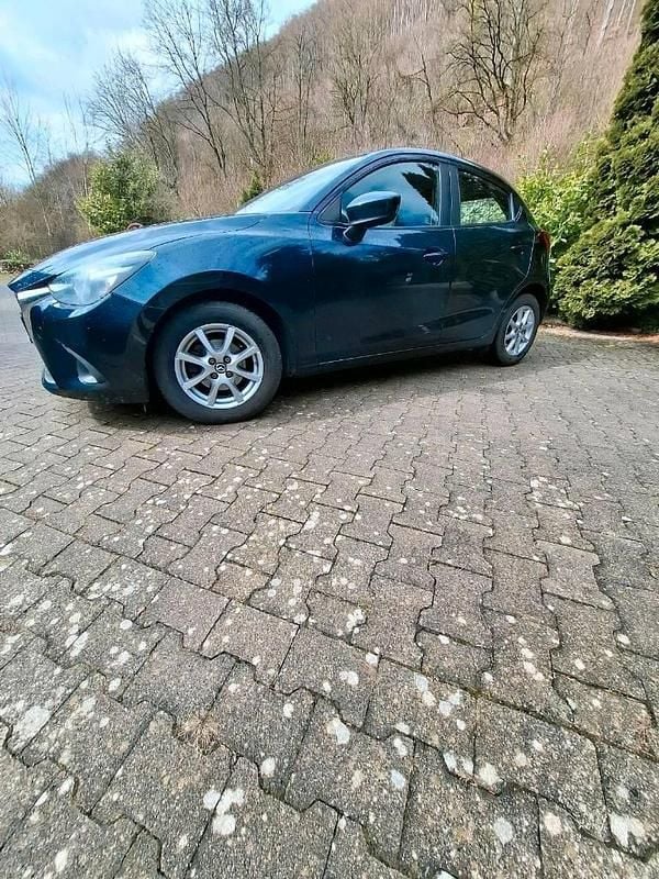 Usata Mazda 2 90 CV (66 kW) 2016 Blu Utilitaria