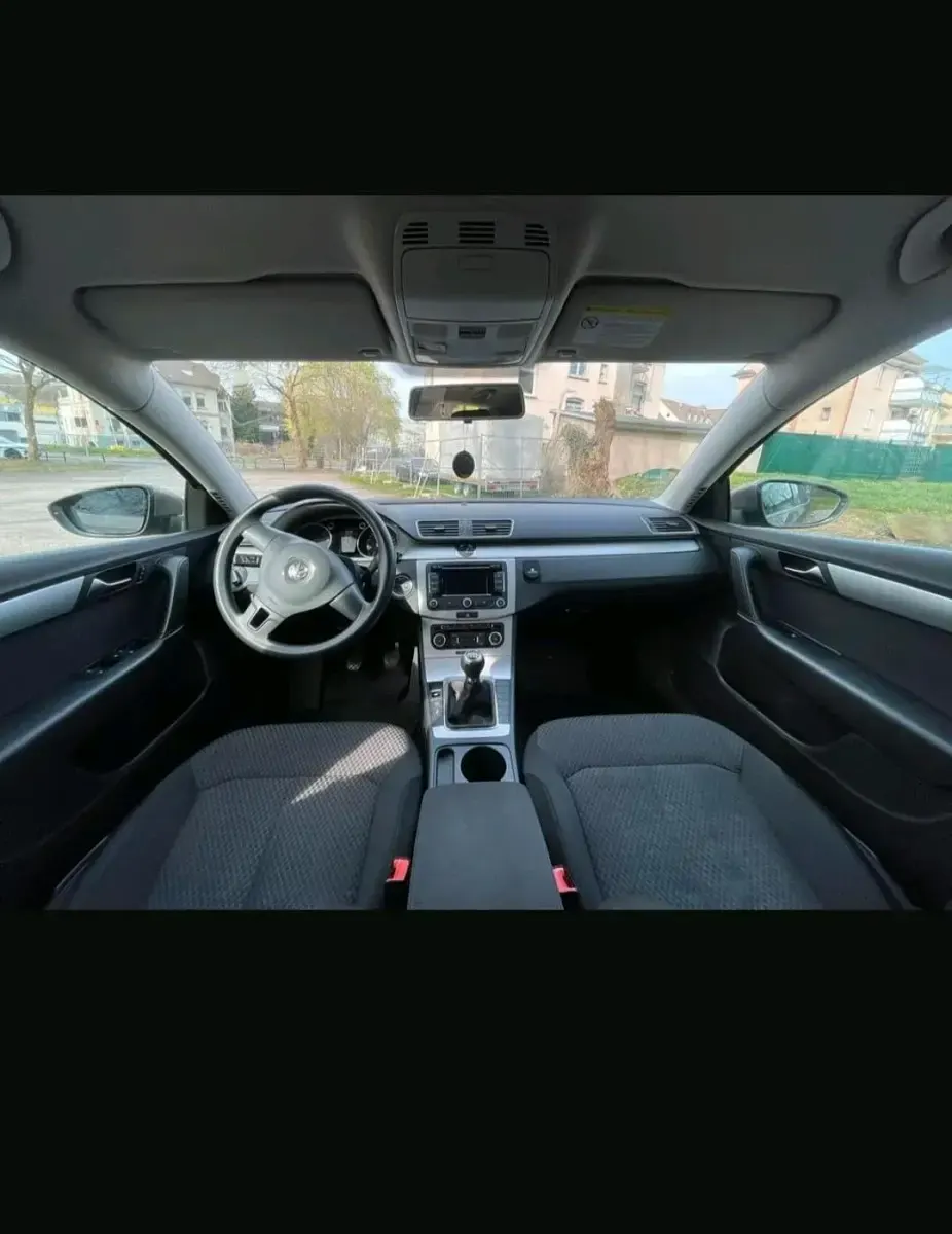 Gebraucht VW Passat 160 PS (117 kW) 2011 Andere farben Kombi