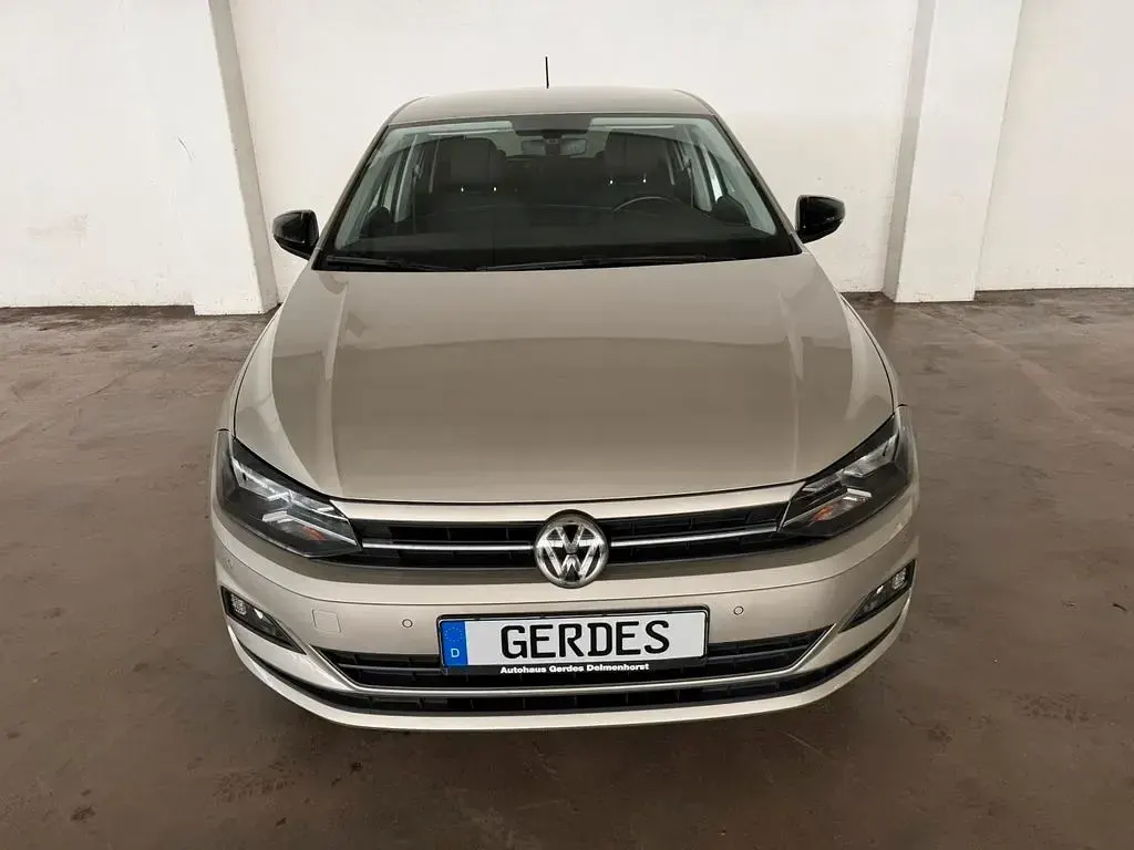 Gebraucht VW Polo IQ Drive 80 PS (58 kW) 2019 Silber Kleinwagen