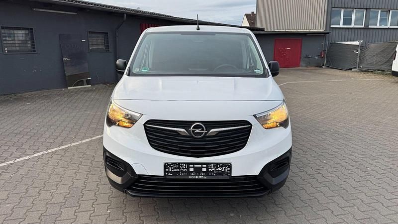 Gebraucht Opel Combo 102 PS (75 kW) 2022 Weiß Van / Kleinbus