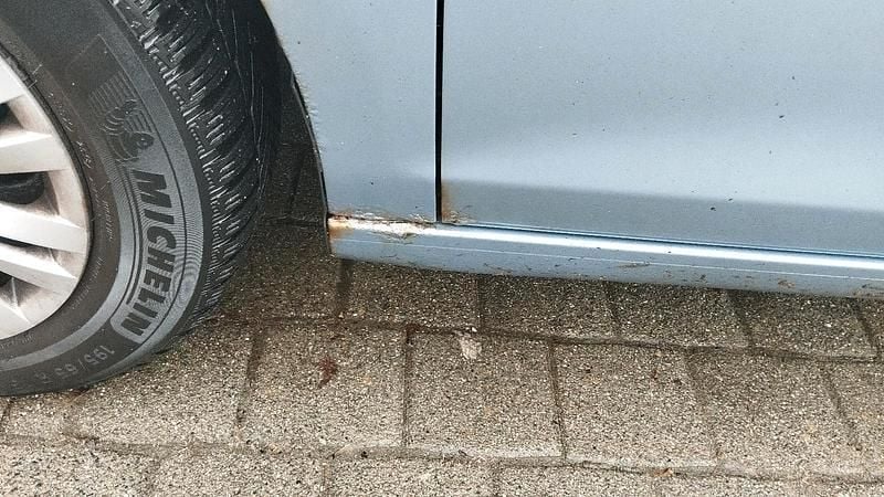 Gebraucht VW Golf VI Trendline 102 PS (75 kW) 2009 Blau Kleinwagen