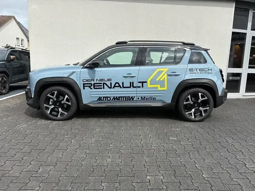 Gebraucht Renault 4 E-Tech Komfort 110 kW (150 PS) 2025 Blau SUV