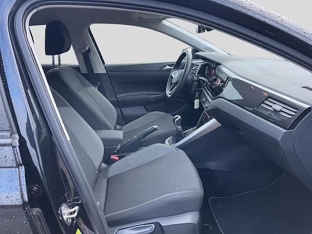 Gebraucht VW Polo Active 95 PS (69 kW) 2022 Schwarz Limousine