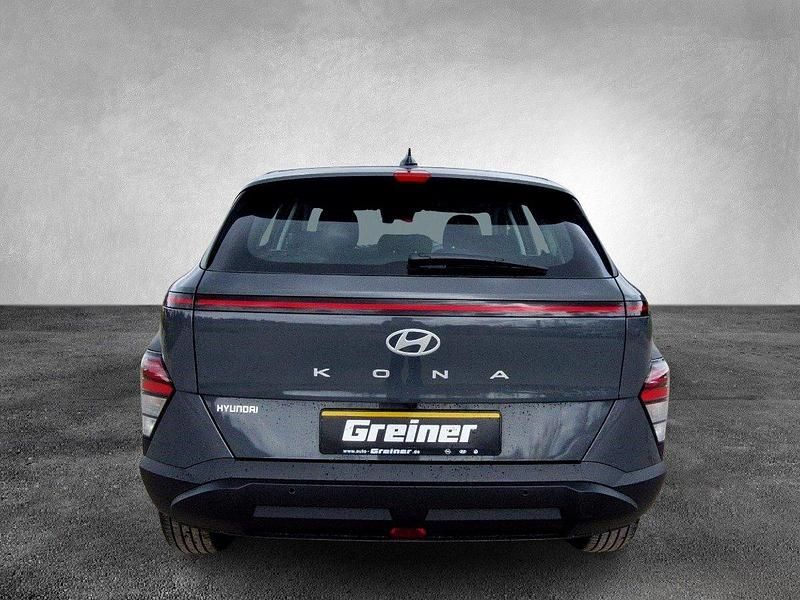 Neu Hyundai Kona Select 150 PS (110 kW) 2026 Ecotronic gray SUV
