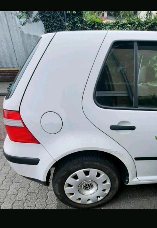 Gebraucht VW Golf IV Ocean 75 PS (55 kW) 2003 Weiß Kleinwagen