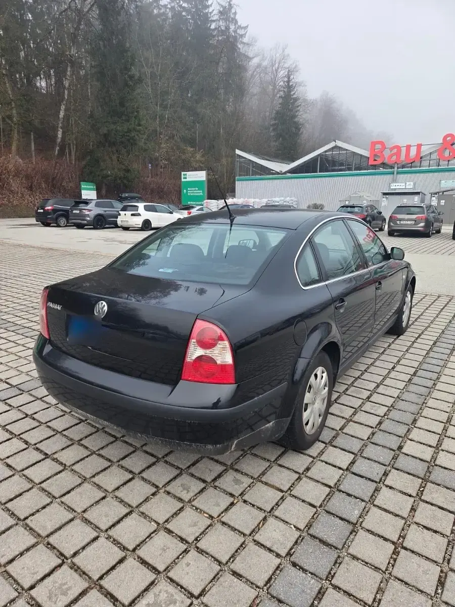 Gebraucht VW Passat 2003 Schwarz Limousine