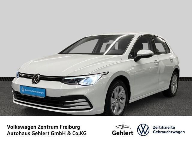 Weiss Gebraucht 2021 VW Golf Life Limousine | 22.600 € (Fairer Preis) - Bild 1/4