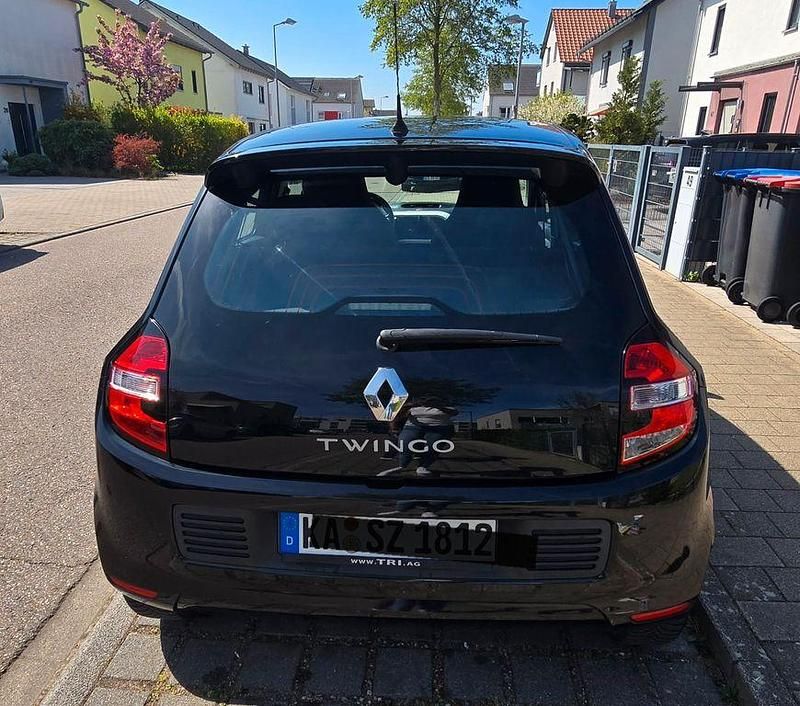 Gebraucht Renault Twingo SE 71 PS (52 kW) 2015 Schwarz Kleinwagen