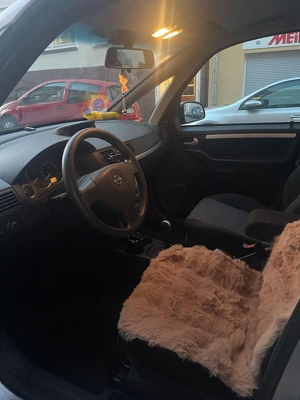 Gebraucht Opel Meriva 101 PS (74 kW) 2003 Grau Van / Kleinbus