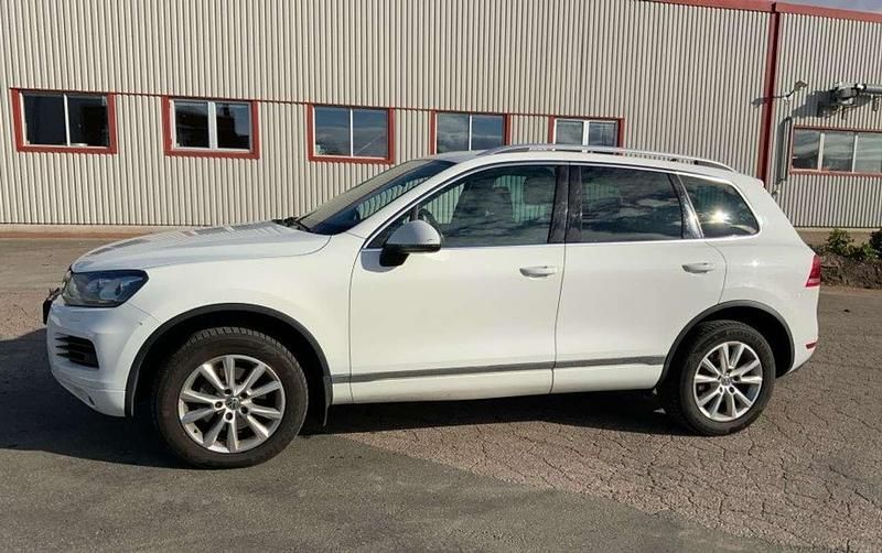 Gebraucht VW Touareg 204 PS (150 kW) 2013 Weiß SUV
