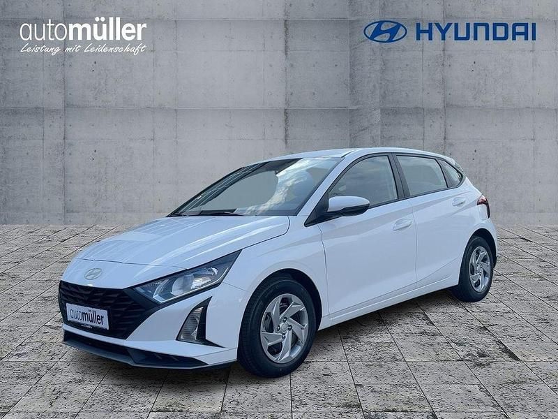 Gebraucht Hyundai i20 Select 79 PS (58 kW) 2024 Weiß Kleinwagen