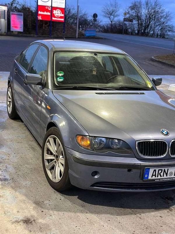 Gebraucht BMW 318 143 PS (105 kW) 2004 Limousine