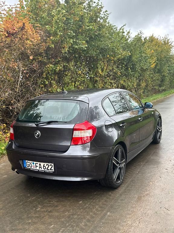 Gebraucht BMW 116 116 PS (85 kW) 2005 Grau Kleinwagen
