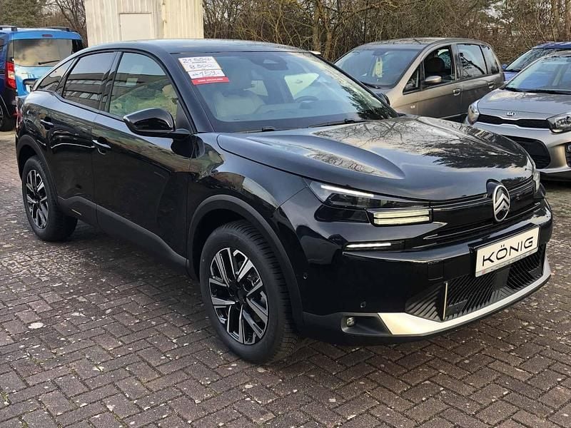 Neu Citroën C4 131 PS (96 kW) 2025 Schwarz Limousine