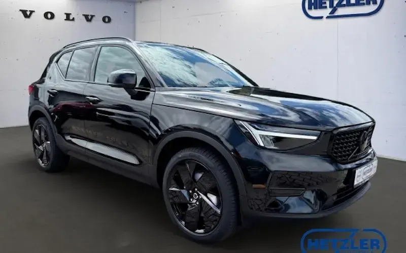 Gebraucht Volvo XC40 Plus 163 PS (119 kW) 2025 Schwarz SUV