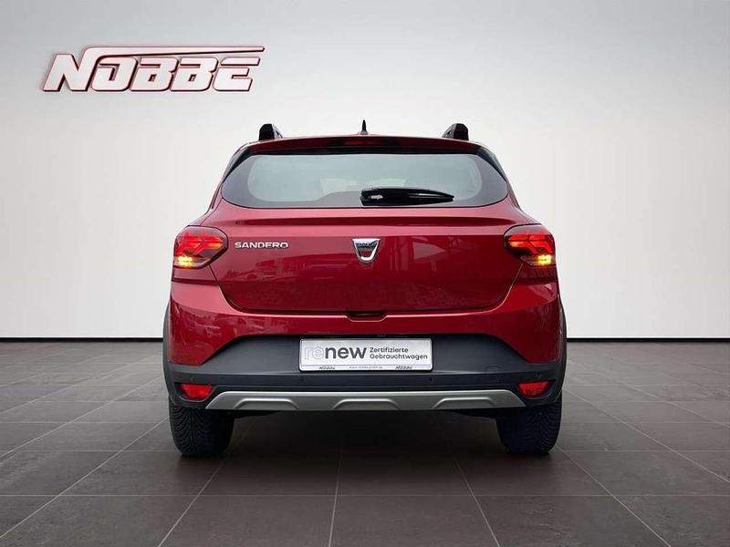 Gebraucht Dacia Sandero Comfort 91 PS (66 kW) 2021 Rot Kleinwagen