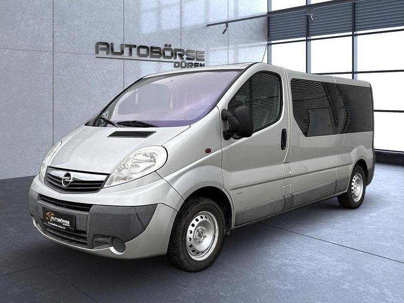 Silber Gebraucht 2013 Opel Vivaro Van | 12.999 € (Teuer) - Bild 1/4