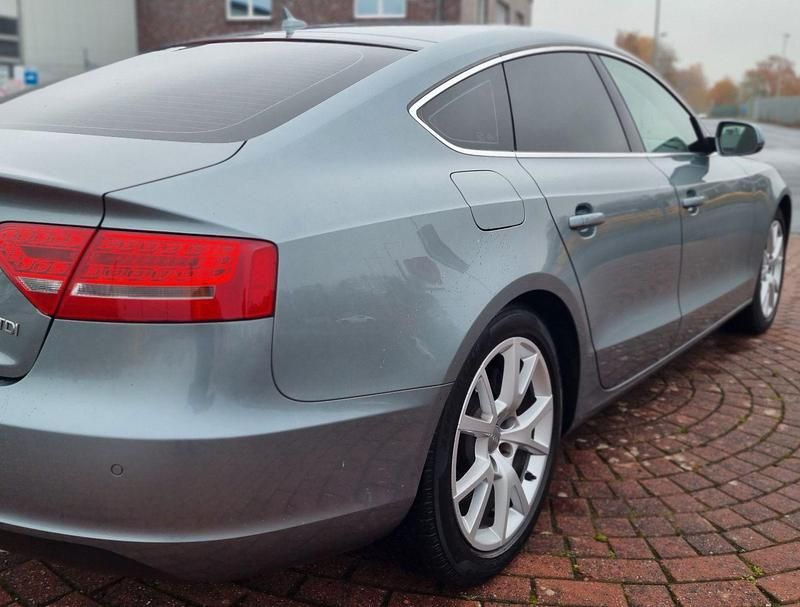 Gebraucht Audi A5 Sportback 170 PS (125 kW) 2011 Grau Kleinwagen