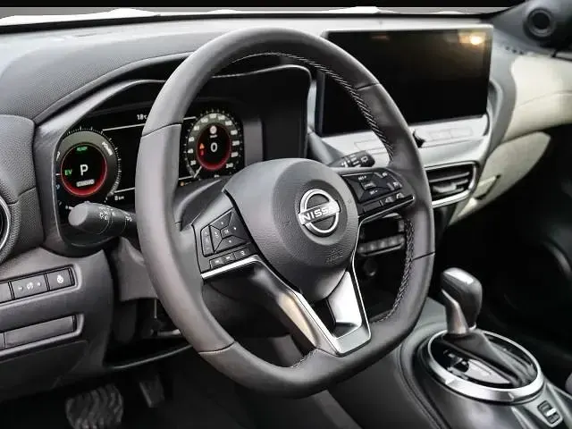Neu Nissan Juke N-Connecta 143 PS (105 kW) 2026 Manufacturer SUV