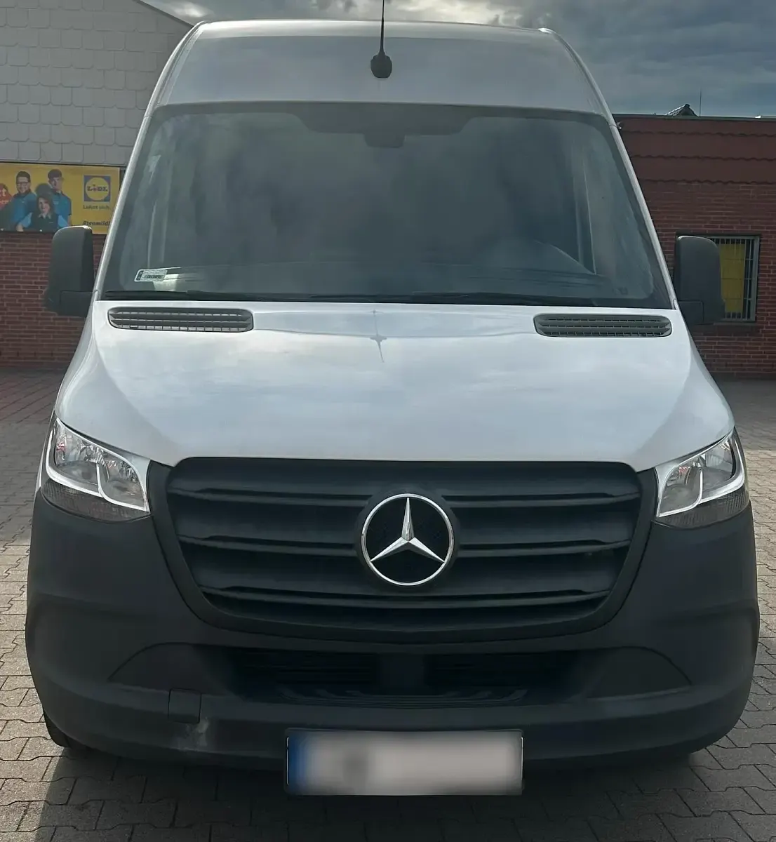 Gebraucht Mercedes Sprinter 163 PS (119 kW) 2018 Weiß Van