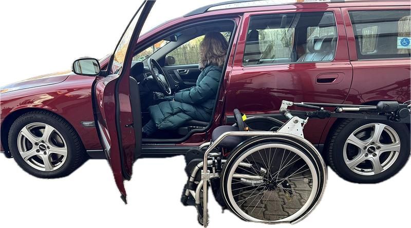 Gebraucht Volvo V70 169 PS (124 kW) 2004 Rot Kombi